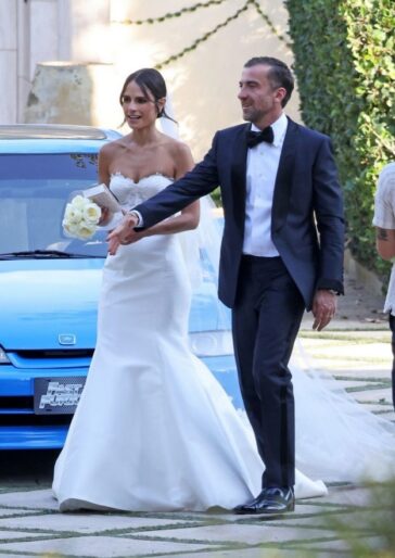 Jordana Brewster Sexy Wedding TheFappening.Pro 13 624x881 1