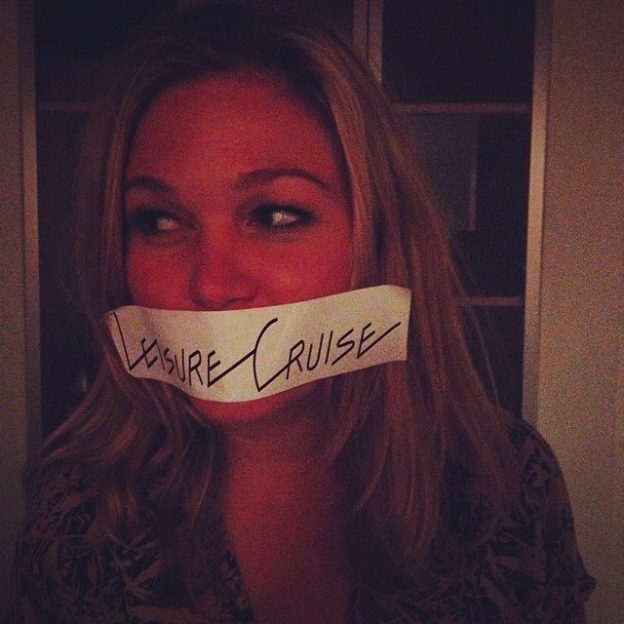 Julia Stiles Nude Sexy 6 624x624 1