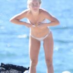 Julianne Hough Sexy Bikini 33 624x881 1