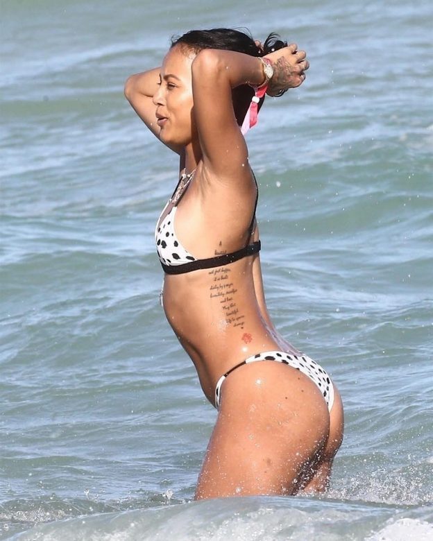 Karrueche Tran Sexy Ass 12 624x780 1