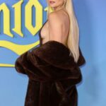 Kate Hudson Sideboobs (17 Photos) 19 Kate Hudson Sideboobs TheFappening.Pro 12 624x935 1