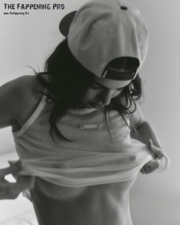 Kendall Jenner Pokies TheFappening.Pro 1 624x780 1