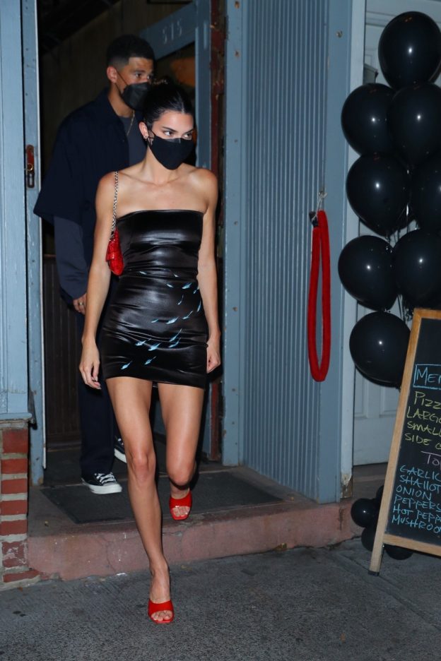 Kendall Jenner Sexy TheFappening.Pro 3 624x936 1