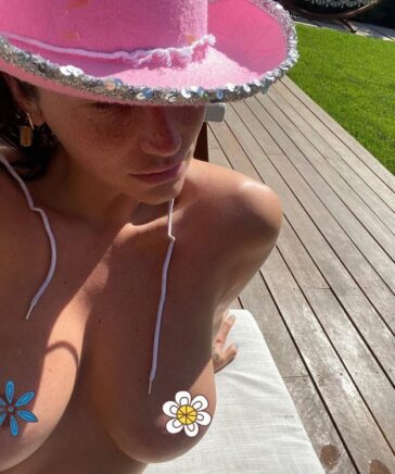 Kesha Topless Covered Photo 22 Kesha Topless Covered TheFappening Pro 624x747 1