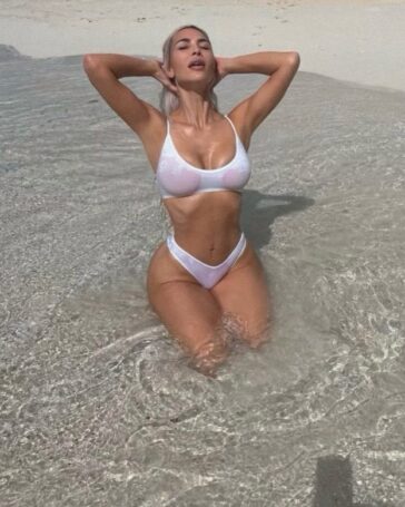 Kim Kardashian Sexy TheFappening.Pro 4 624x780 1