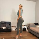 Kim Kardashian Tight Ass In Spandex TheFappening.Pro 624x713 1