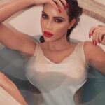 Kim Kardashian Tits 3 624x780 1