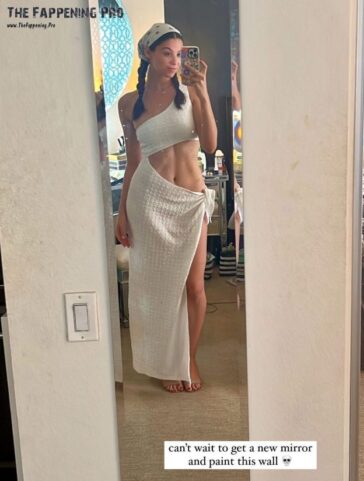 Kira Kosarin Sexy TheFappening.Pro 6 624x825 1