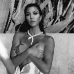 Kourtney Kardashian Topless Covered 17 Kourtney Kardashian Topless Snake 624x779 1