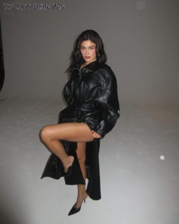Kylie Jenner Sexy TheFappening.Pro 12 624x780 1