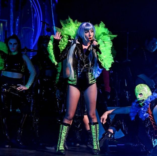 Lady Gaga Sexy Enigma Show 15 624x619 1