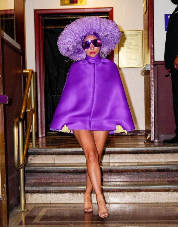 Lady Gaga Sexy Legs (3 Photos) 11 Lady Gaga Sexy Legs TheFappening.Pro 1 624x796 1