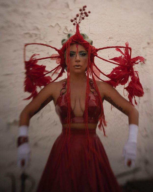 Lady Gagas Sexy Looks From Her 911 Music Video TheFappeningPro 9 624x780 1