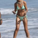 Lady Victoria Hervey Bikini In Malibu (13 Photos) 19 Lady Victoria Hervey Bikini TheFappening.Pro 2 624x1042 1