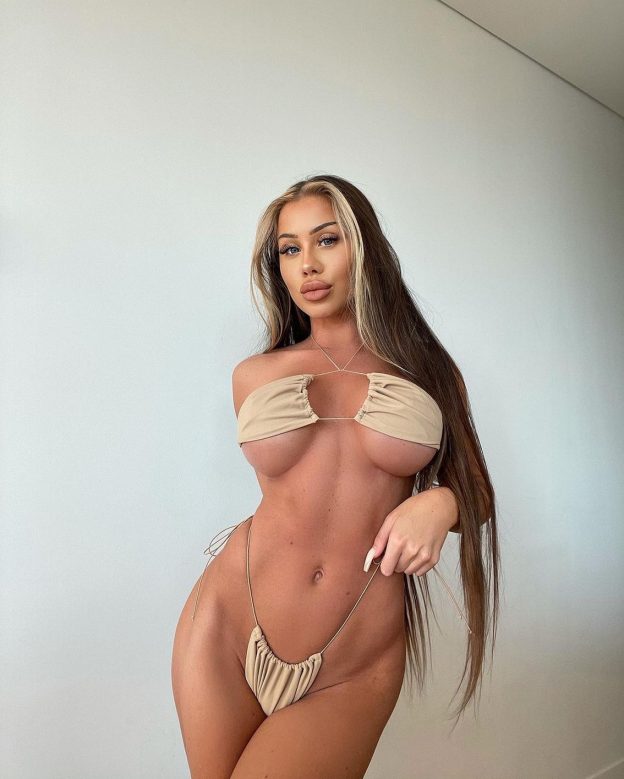 Laura Amy Hot TheFappening.pro 12 624x779 1