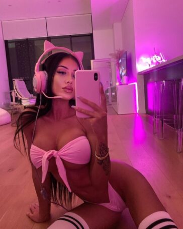 Laura Amy TheFappening Sexy (26 Photos + Videos) 27 Laura Amy Sexy RyderWear TheFappening.pro 24 624x779 1