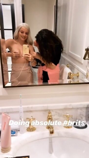 Lily Allen Tits Nude 23 624x1108 1