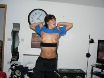 Louie Batley Nude Leaked Photos 21 Loui Batley Naked Leaked 01 780x585 1