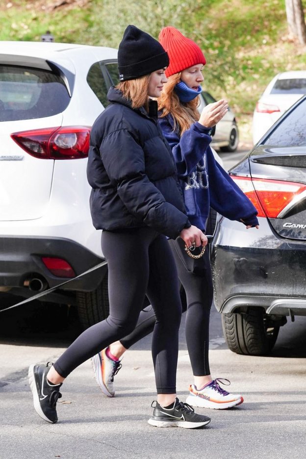 Lucy Hale Sexy Leggings TheFappening.Pro 13 624x936 1