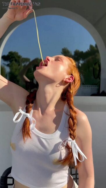 Madelaine Petsch Sexy TheFappening.Pro 3 624x1109 1