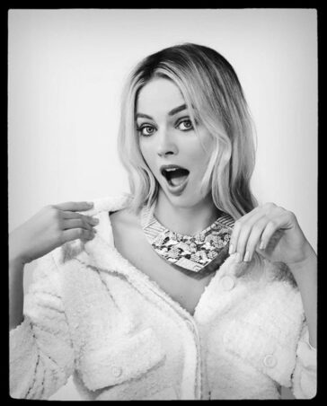 Margot Robbie Chanel Sexy 7 624x775 1