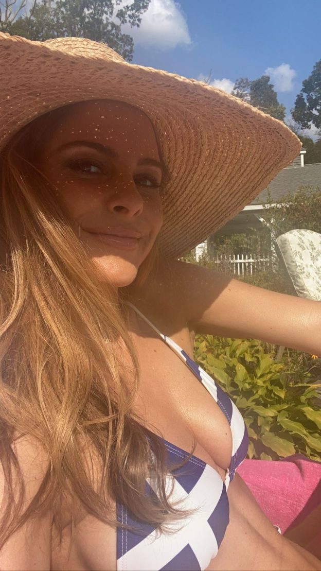 Maria Menounos SideBoobs In A Bikini (1 Photo) 7 Maria Menounos SideBoobs In A Bikini 624x1109 1