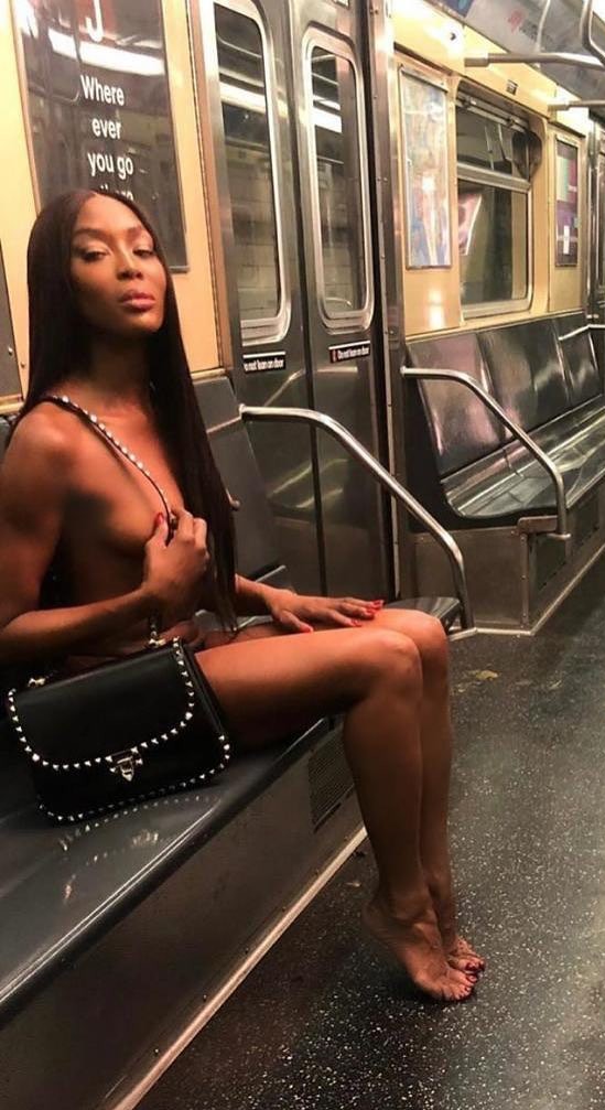 Naomi Campbell Unpublished Nude Pics In NY Subway