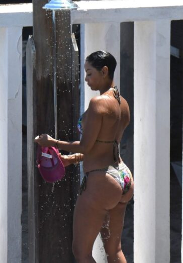Nicole Murphy Sexy Ass TheFappening.Pro 1 624x897 1