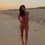 Nicole Scherzinger Said Goodbye To Summer In Sexy Bikini 624x725 1