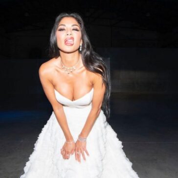 Nicole Scherzinger Tits AMFAR TheFappening.Pro 6 624x624 1