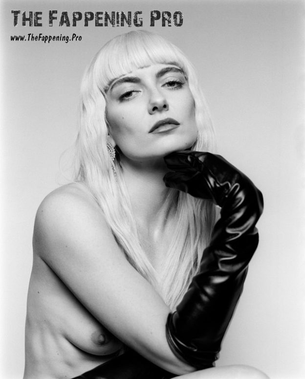 Nikia Lee Aka Madmaven Nude TheFappening.Pro 1 624x775 1