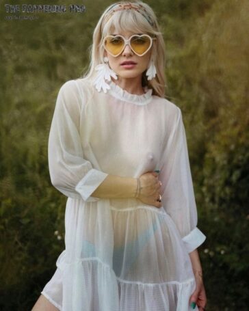 Nikia Lee Nude TheFappening.Pro 1 624x780 1