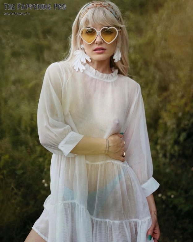 Nikia Lee Nude TheFappening.Pro 1 624x780 1