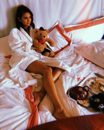 Nina Dobrev Hot Sexy TheFappening pro 12 624x780 1