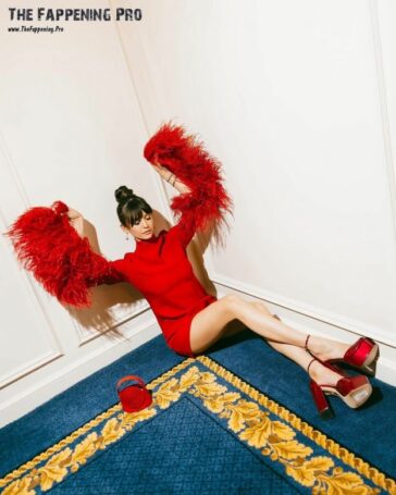 Nina Dobrev Sexy Legs TheFappening.Pro 4 624x780 1