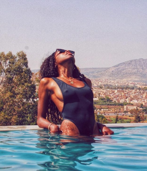 Nneya Richards Sexy 8 624x727 1