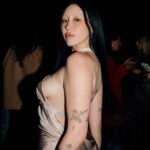 Noah Cyrus Sideboobs In Braless Dress At Fendi Fashion Show (6 Photos) 12 Noah Cyrus Sideboobs TheFappening.Pro 3 624x780 1