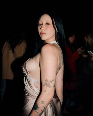 Noah Cyrus Sideboobs TheFappening.Pro 3 624x780 1