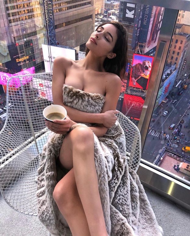 Olivia Culpo Sexy 1 624x777 1