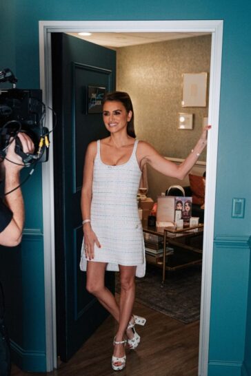 Penelope Cruz Hot (5 Photos) 18 Penelope Cruz Sexy Legs TheFappening.Pro 5 624x936 1