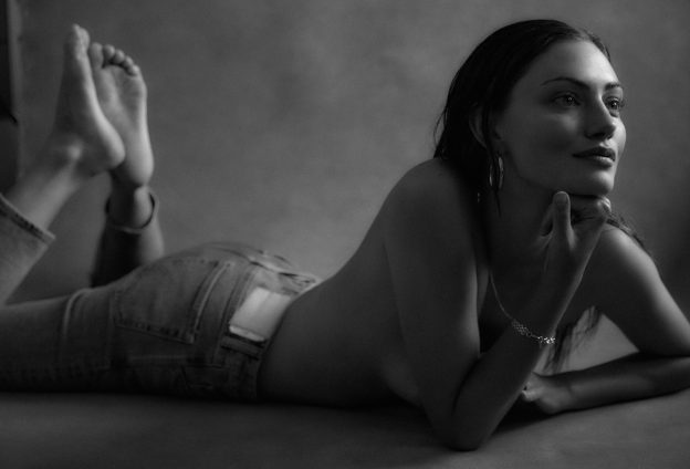 Phoebe Tonkin Topless TheFappening Pro 2 624x424 1
