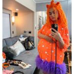 Pregnant Katy Perry With A New Extreme Hair Shade TheFappening.Pro 3 624x777 1