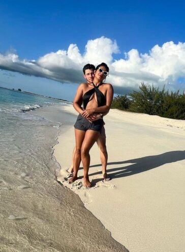 Priyanka Chopra Sexy (4 Photos) 32 Priyanka Chopra Sexy TheFappening.Pro 3