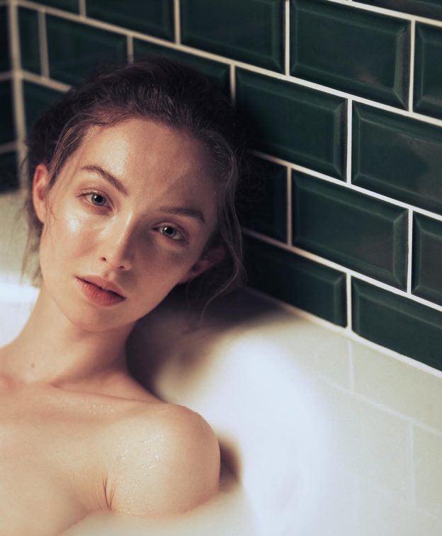 Revealing Photos Alexia Giordano Hot 18 624x757 1