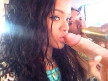 Rihanna Naked 18 780x585 1
