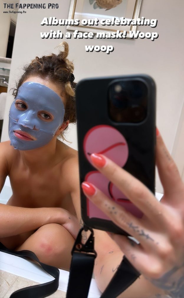 Rita Ora Naked On Selfie (1 Photo) 4 Rita Ora Nude TheFappening.Pro 2024 624x1008 1