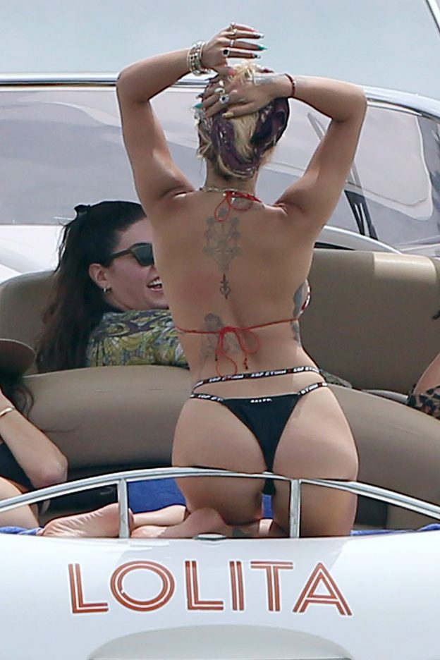Rita Ora Sexy Ass (21 Photos) 11 Rita Ora Sexy Ass TheFappening.Pro 9 624x936 1