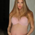 Romee Strijd Pregnant TheFappeningPro 624x780 1