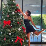 Sara Sampaio Barefoot In A Little Black Dress TheFappening.Pro 3 624x780 1