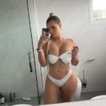 Sarah Harris Hot Selfie TheFappening.Pro 10 624x653 1